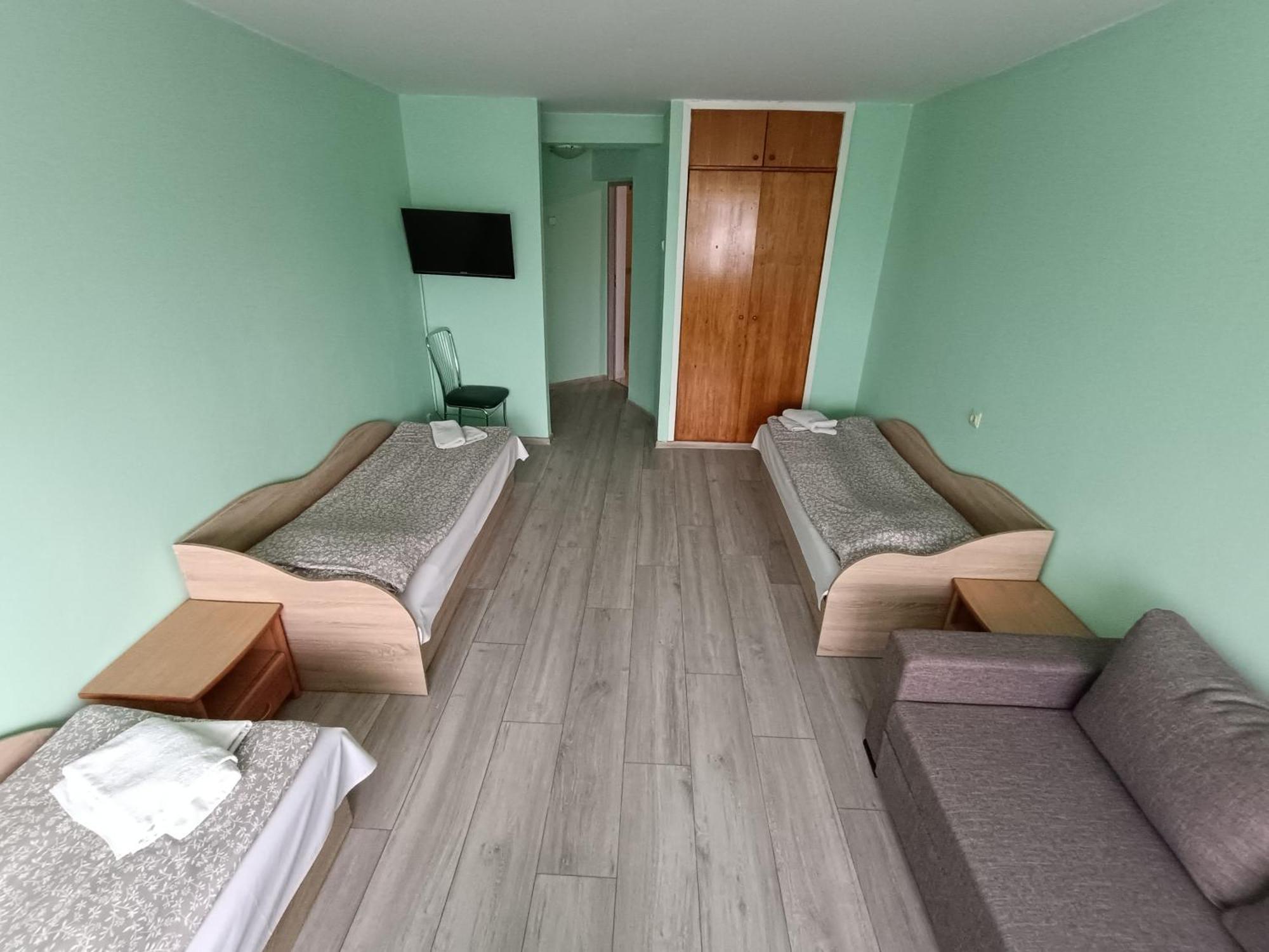 Viesbutis Jurbarkas Hotel Ngoại thất bức ảnh