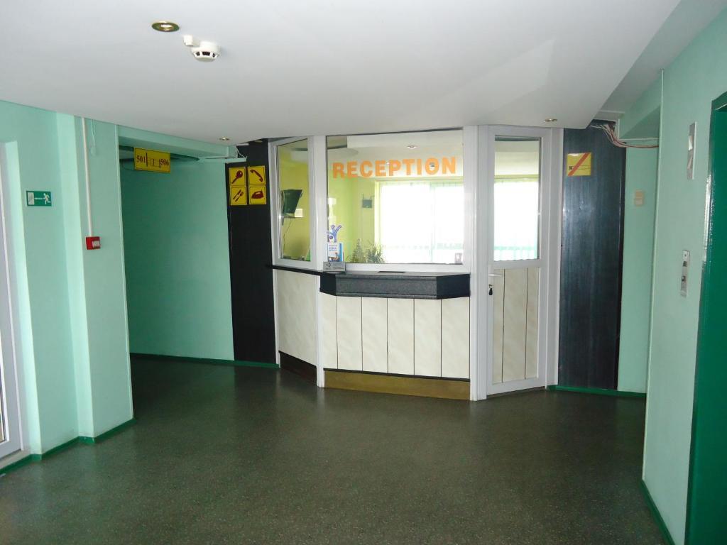 Viesbutis Jurbarkas Hotel Ngoại thất bức ảnh