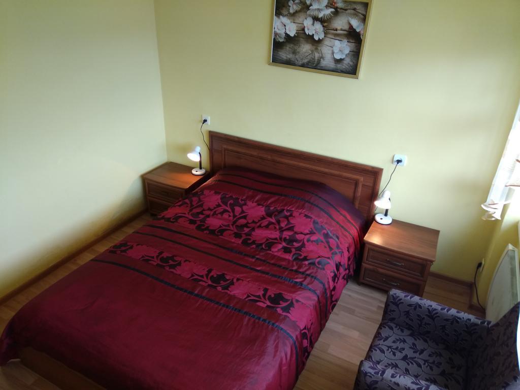 Viesbutis Jurbarkas Hotel Ngoại thất bức ảnh